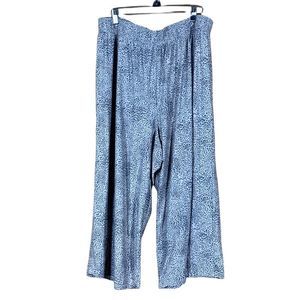 Beyond Yoga Cropped Pant Size 1X
